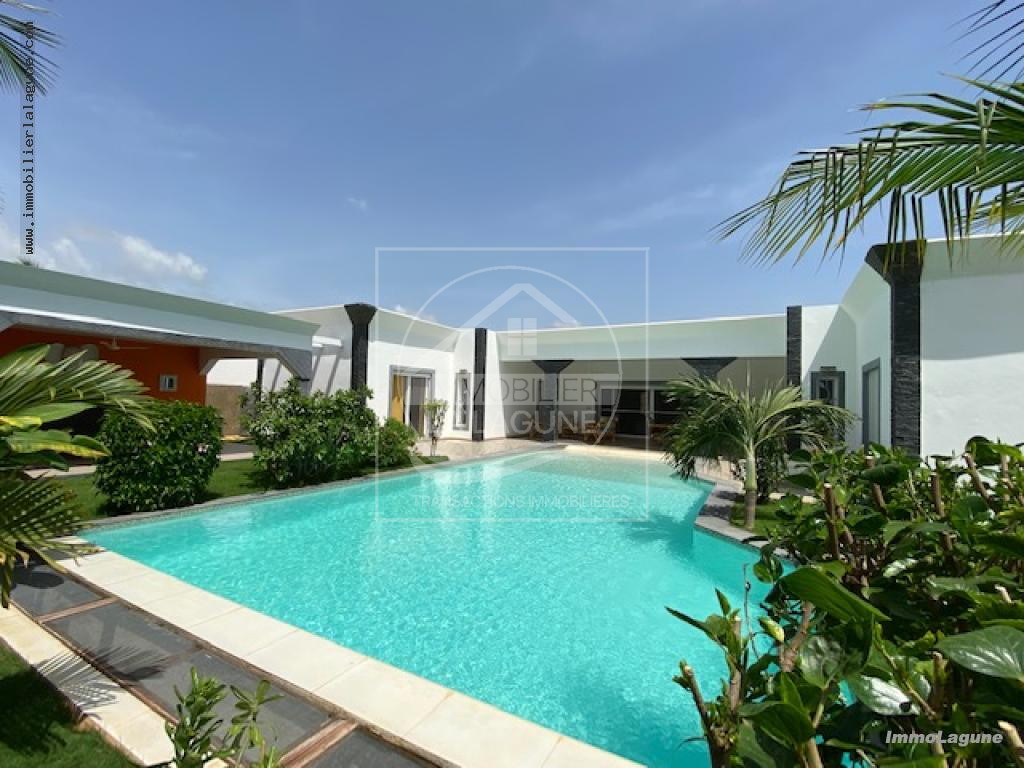 Agence Immobilière Saly Sénégal - V2939 - Villa à NGUERIGNE - V2939 villa a vendre nguerigne senegal