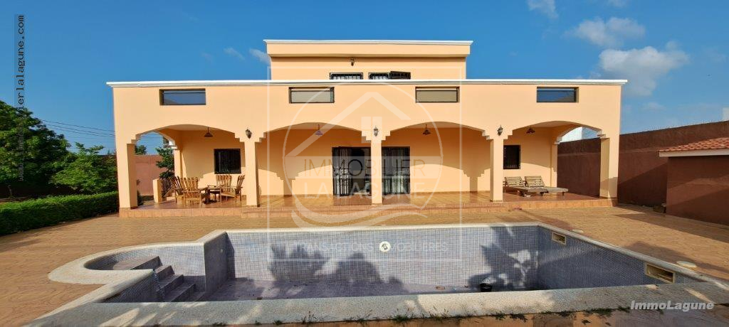 Agence Immobilière Saly Sénégal - V2971 - Villa à NGAPAROU - V2971-villa-a-vendre-a-ngaparou-avec-pisicne-snengal