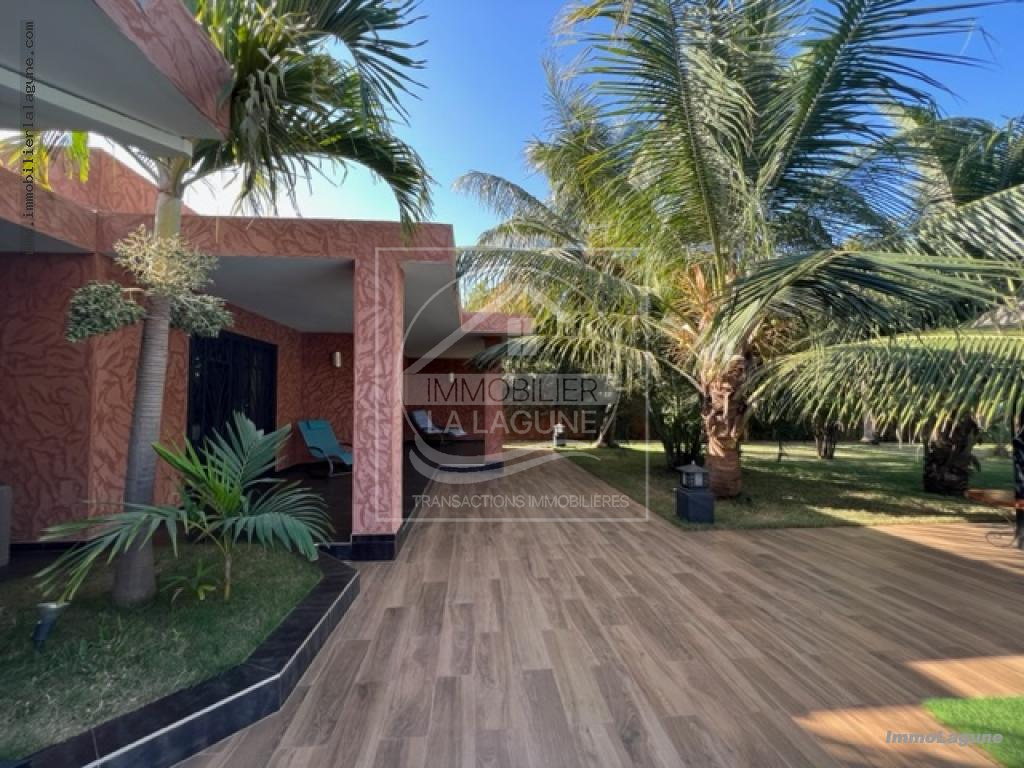 Agence Immobilière Saly Sénégal - V2975 - Villa à NGAPAROU - V2975 villa a vendre ngaparou senegal