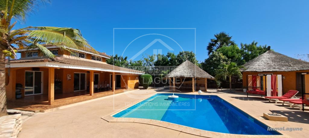 Agence Immobilière Saly Sénégal - V2014 - Villa à SALY - V2014 Villa avec piscine à vendre Saly Sénégal