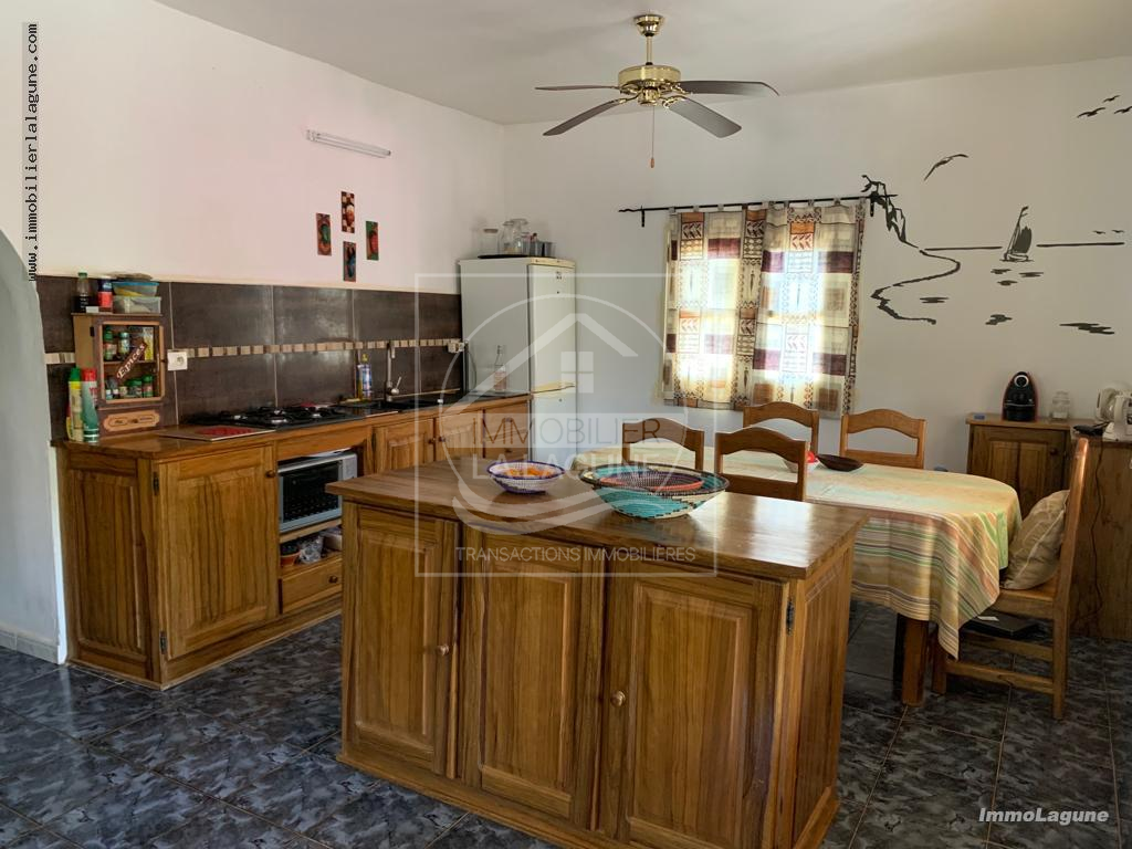 Agence Immobilière Saly Sénégal - V2989 - Villa à POPENGUINE - V2989-villa-a-vendre-a-popenguine-senegal