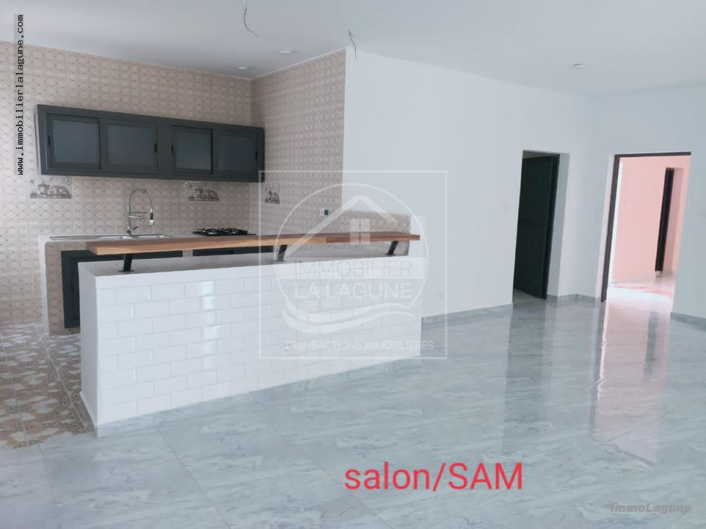 Agence Immobilière Saly Sénégal - V3025 - Villa à SOMONE - V3025-villa-a-vendre-a-somone-avec-piscine-neuve-senegal
