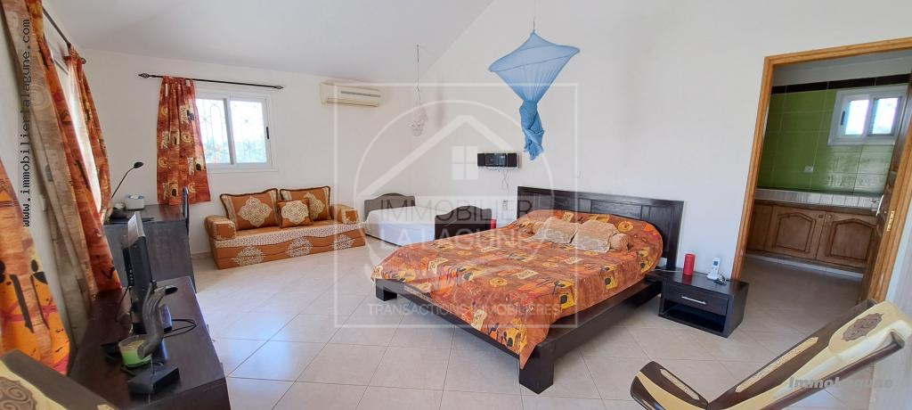 Agence Immobilière Saly Sénégal - V3026 - Villa à SOMONE - V3026-villa-a-vendre-avec-piscine-somone-senegal