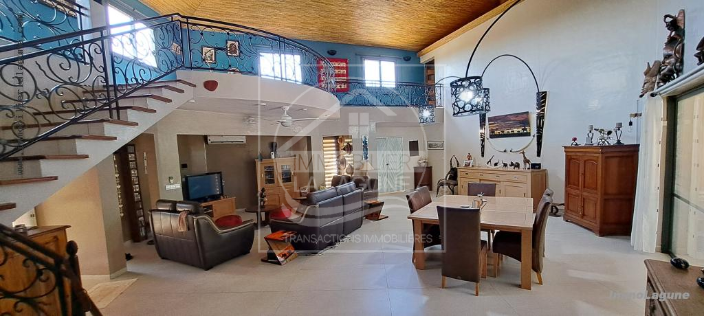 Agence Immobilière Saly Sénégal - V3077 - Villa à SOMONE - V3077-villa-a-vendre-a-somone-avec-piscine
