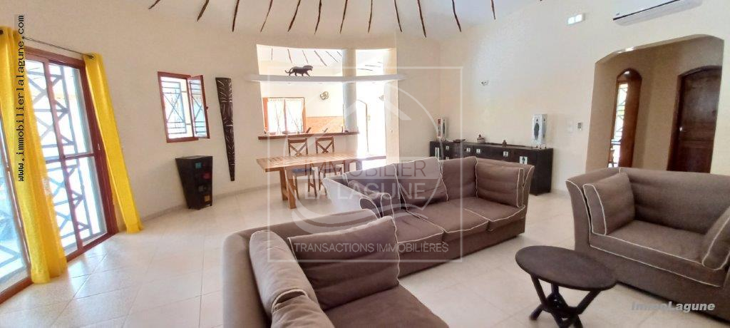 Agence Immobilière Saly Sénégal - V3078 - Villa à SOMONE - V3078-villa-a-vendre-avec-piscine-a-somone-senegal