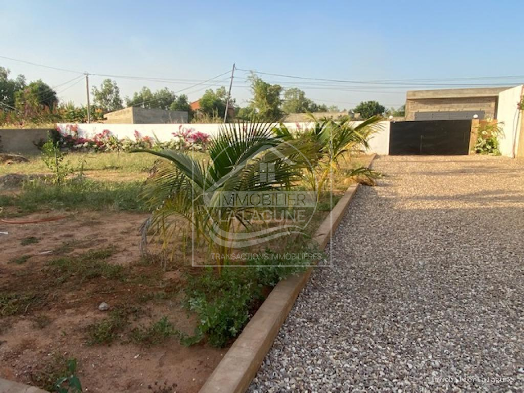 Agence Immobilière Saly Sénégal - V3093 - Villa à NGUERIGNE - V3093 villa a vendre nguerigne senegal
