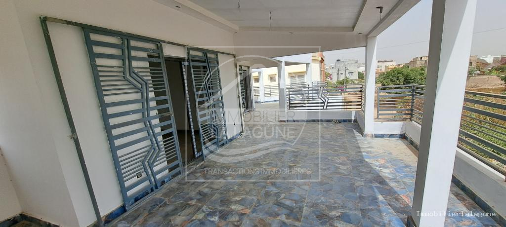 Agence Immobilière Saly Sénégal - V3112 - Villa à SALY - V3112-villa-a-vendre-a-saly-senegal-avec-pisicne