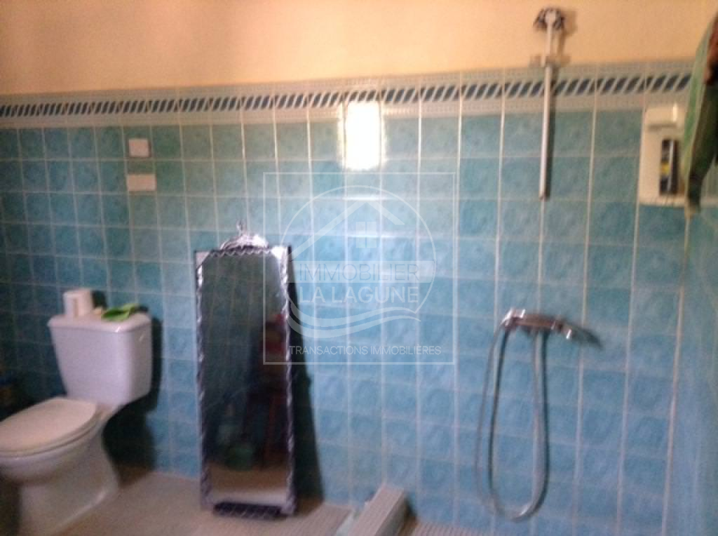 Agence Immobilière Saly Sénégal - V1958 - Villa à SOMONE - salle de douche