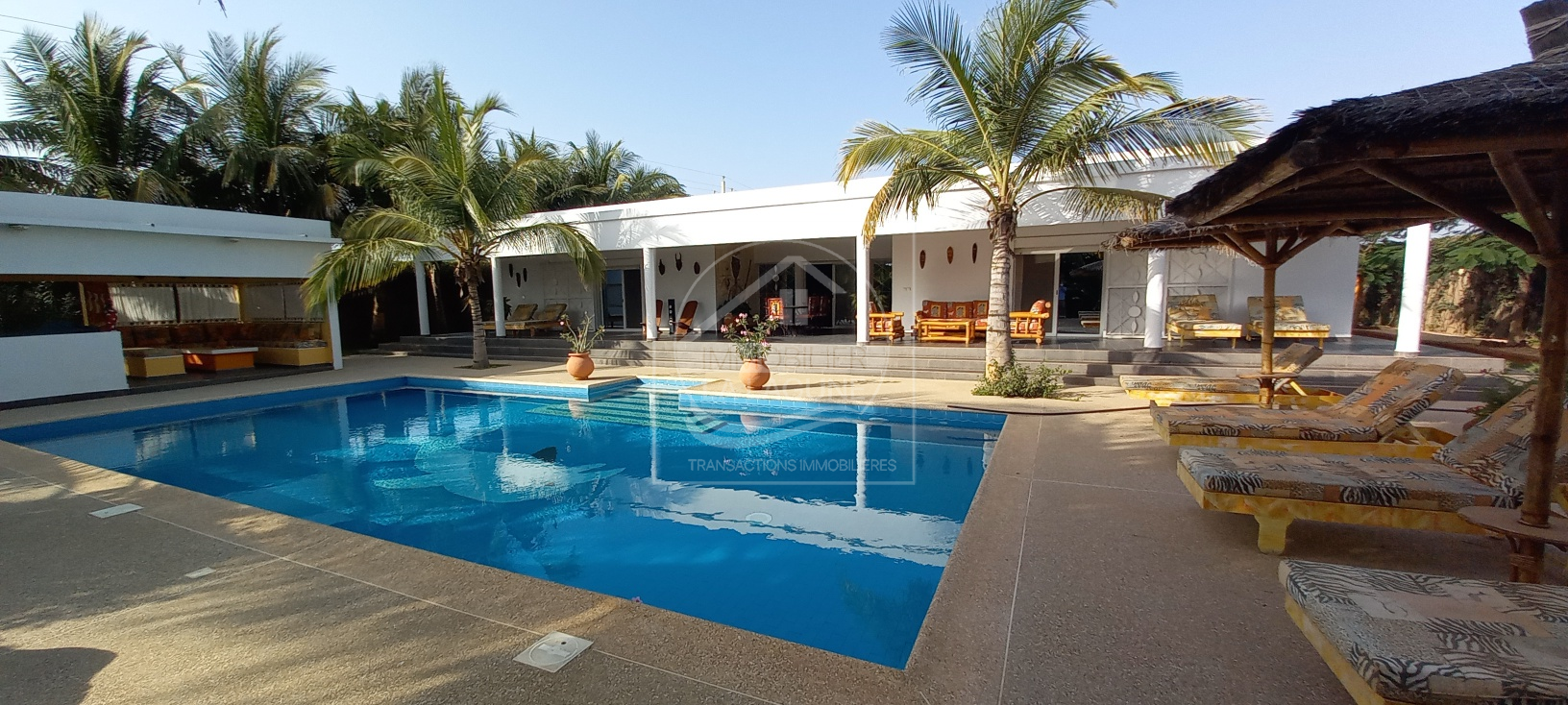 Agence Immobilière Saly Sénégal - V2828 - Villa à NGAPAROU - V2828-villa-a-vendre-a-ngaparou-senegal-avec-pisicne
